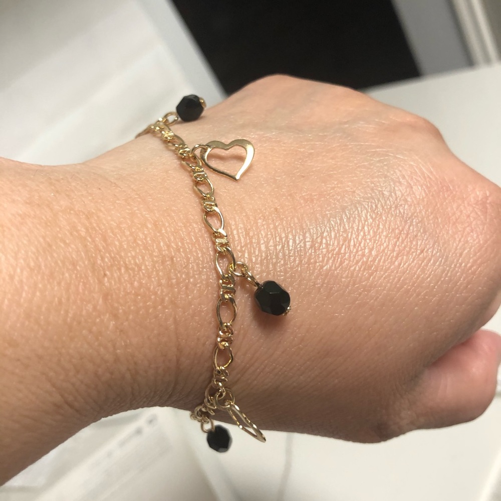 18k Gold Filled Heart ❤️ Bracelet - Picture 2 of 5